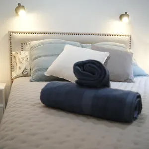  Apartamento Nuevo, Luminoso, Reformado, Cerca Del Casco Viejo